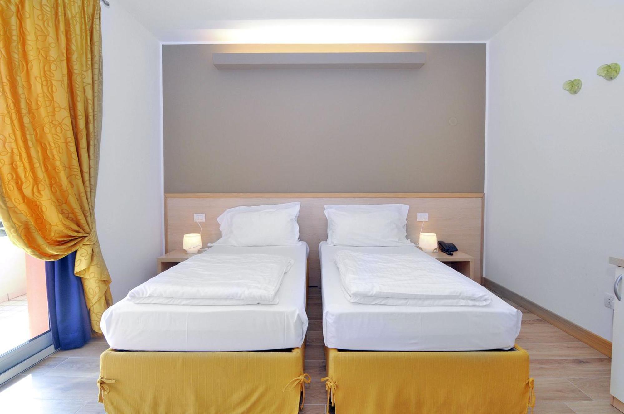 Eco Hotel Cleofe Каорле Екстериор снимка
