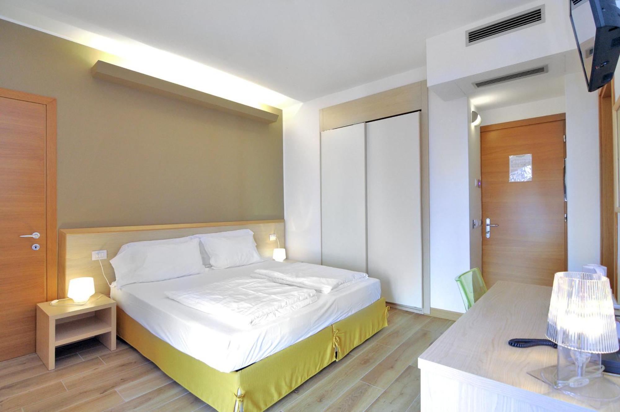 Eco Hotel Cleofe Каорле Екстериор снимка