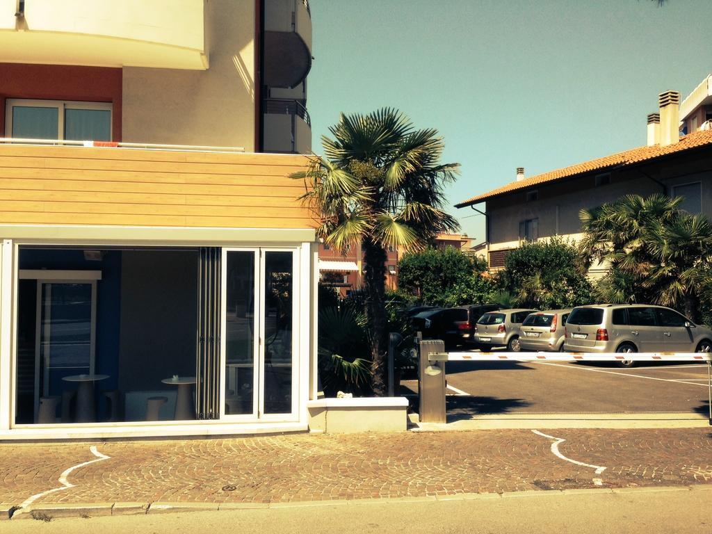 Eco Hotel Cleofe Каорле Екстериор снимка
